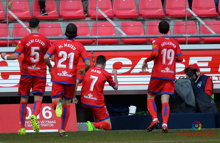 Delirio zaragocista en Soria  (Numancia 1 &ndash; Real Zaragoza 2) | Imagen 6