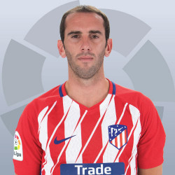 ¿Cuánto mide Diego Godín? - Real height 250x250_08130007godin