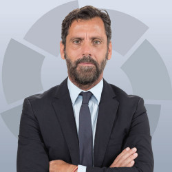 Quique Sánchez Flores