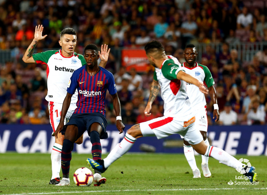 صور مباراة : برشلونة - ألافيس 3-0 ( 18-08-2018 ) W_900x700_18223818_b3z8924