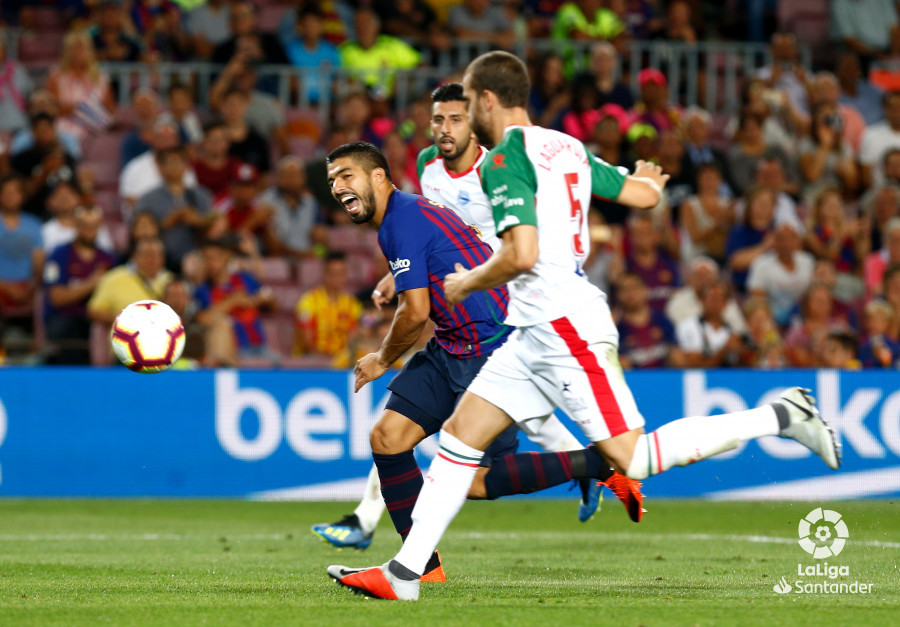 صور مباراة : برشلونة - ألافيس 3-0 ( 18-08-2018 ) W_900x700_18232336_b3z9091