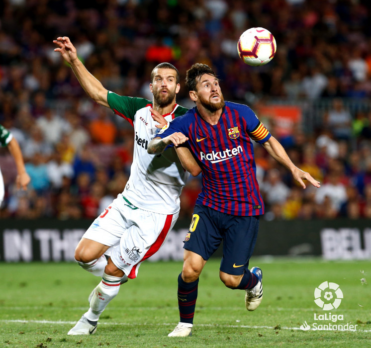 صور مباراة : برشلونة - ألافيس 3-0 ( 18-08-2018 ) W_900x700_19000550_b3z9501