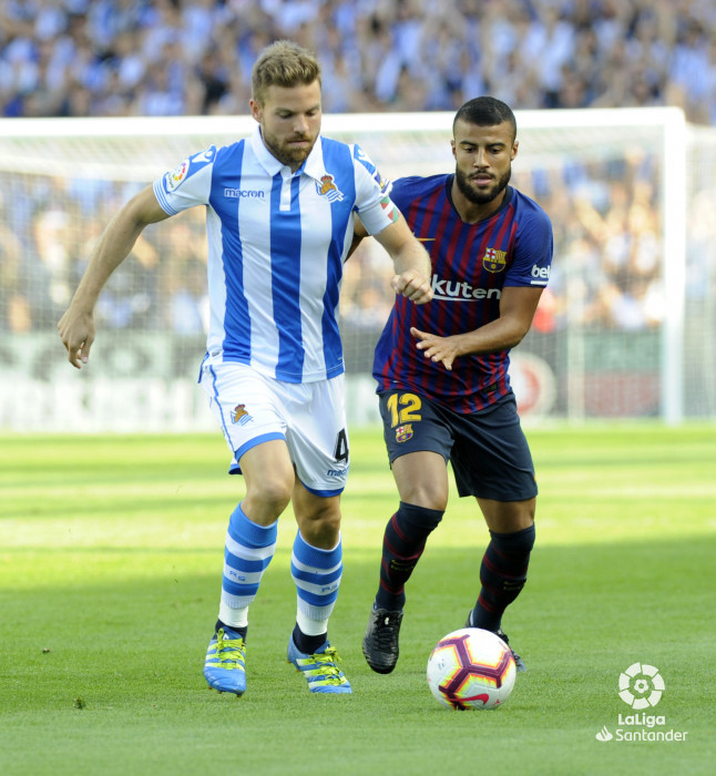 صور مباراة : ريال سوسيداد - برشلونة 1-2 ( 15-09-2018 ) W_900x700_1516363013