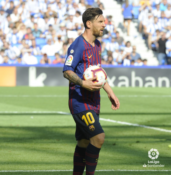 صور مباراة : ريال سوسيداد - برشلونة 1-2 ( 15-09-2018 ) W_900x700_1517191020