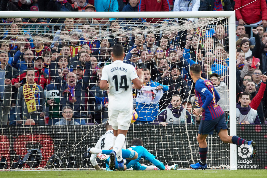 صور مباراة : برشلونة - ريال مدريد 5-1 ( 28-10-2018 )  W_900x700_28163642bar-mad20180570