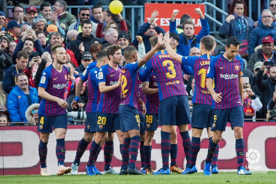 صور مباراة : برشلونة - ريال مدريد 5-1 ( 28-10-2018 )  W_900x700_28163651bar-mad20180665