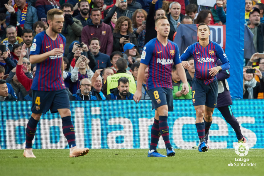 صور مباراة : برشلونة - ريال مدريد 5-1 ( 28-10-2018 )  W_900x700_28163653bar-mad20180683