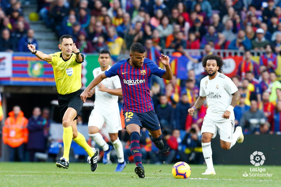 صور مباراة : برشلونة - ريال مدريد 5-1 ( 28-10-2018 )  W_900x700_28165717img_0209