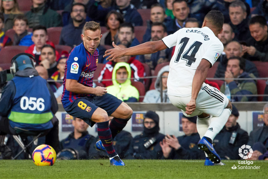 صور مباراة : برشلونة - ريال مدريد 5-1 ( 28-10-2018 )  W_900x700_28174814bar-mad20181655