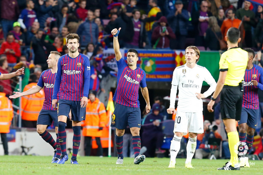 صور مباراة : برشلونة - ريال مدريد 5-1 ( 28-10-2018 )  W_900x700_28175659img_5809