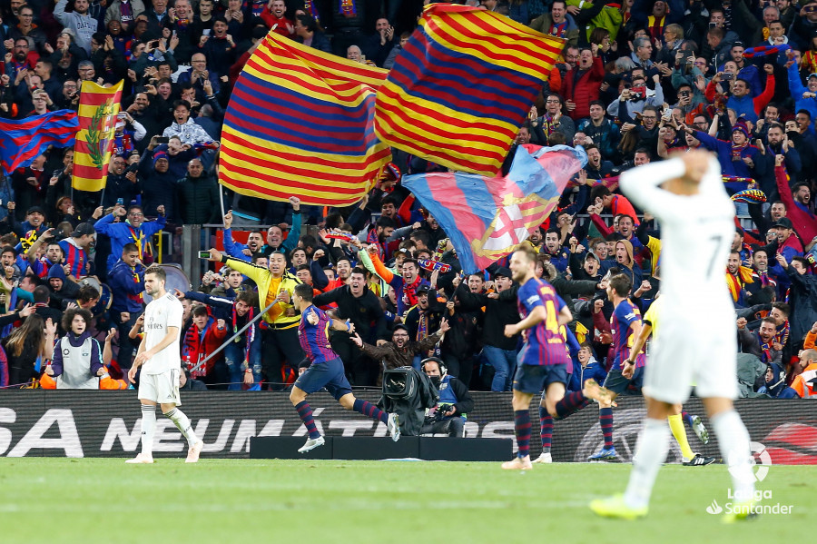 صور مباراة : برشلونة - ريال مدريد 5-1 ( 28-10-2018 )  W_900x700_28175803img_5774