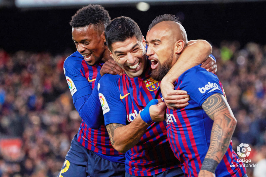 صور مباراة : برشلونة - ريال مدريد 5-1 ( 28-10-2018 )  W_900x700_28190043bar-mad20182408