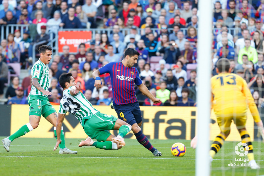 صور مباراة : برشلونة - بيتيس 3-4 ( 11-11-2018 )  W_900x700_11163240img_6731