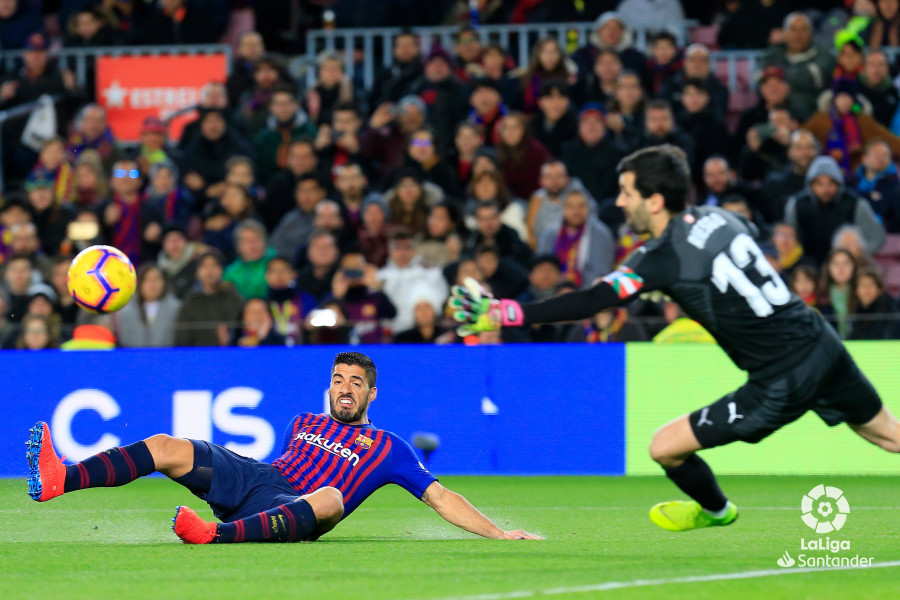 صور مباراة : برشلونة - إيبار 3-0 ( 13-01-2019 )  W_900x700_13185524img_8624