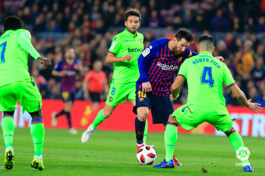 صور مباراة : برشلونة - ليفانتي 3-0 ( 17-01-2019 ) W_900x700_17214530img_0035