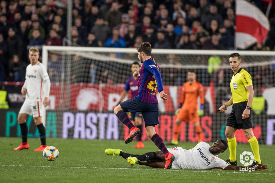 صور مباراة : إشبيلية - برشلونة 2-0 ( 23-01-2019 ) W_900x700_23232857dga_23
