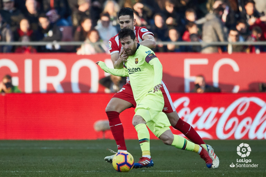 صور مباراة : جيرونا - برشلونة 0-2 ( 27-01-2019 ) W_900x700_27182206girona-bar-a1097