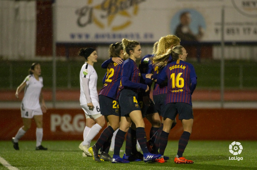 Las jugadoras del Barcelona celebran uno de los goles (Foto: LaLiga).