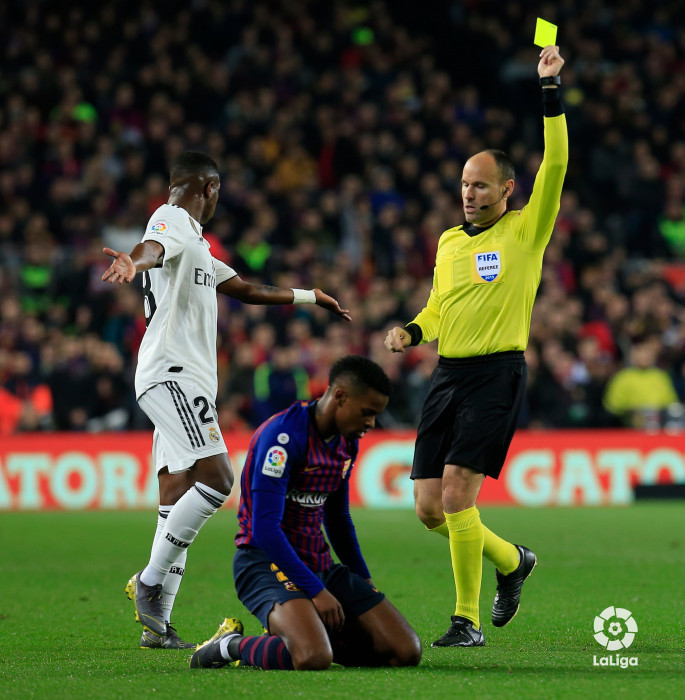 صور مباراة : برشلونة - ريال مدريد 1-1 ( 07-02-2019 )  W_900x700_06211711img_9975