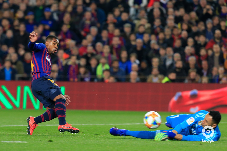 صور مباراة : برشلونة - ريال مدريد 1-1 ( 07-02-2019 )  W_900x700_06212156img_10025