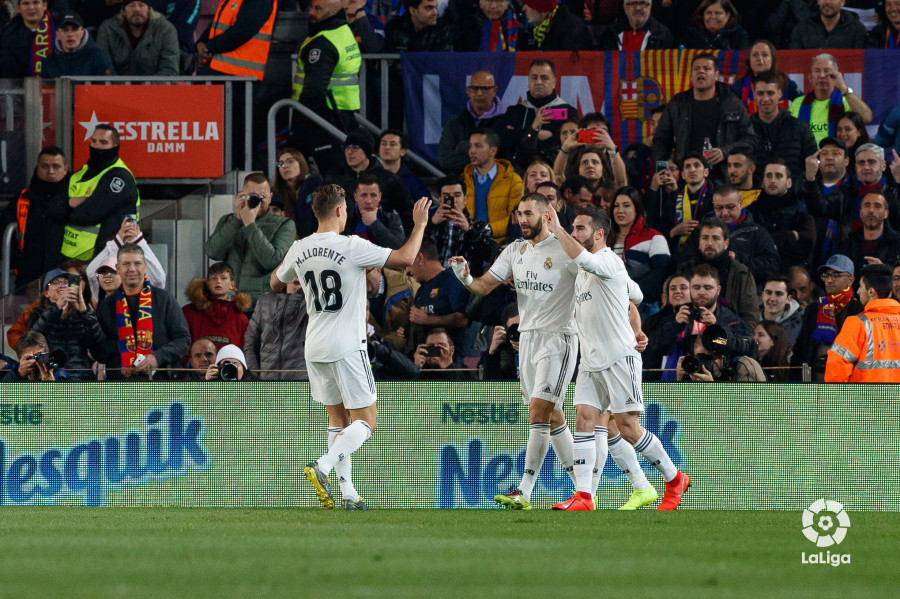 صور مباراة : برشلونة - ريال مدريد 1-1 ( 07-02-2019 )  W_900x700_06213658_rz_9889