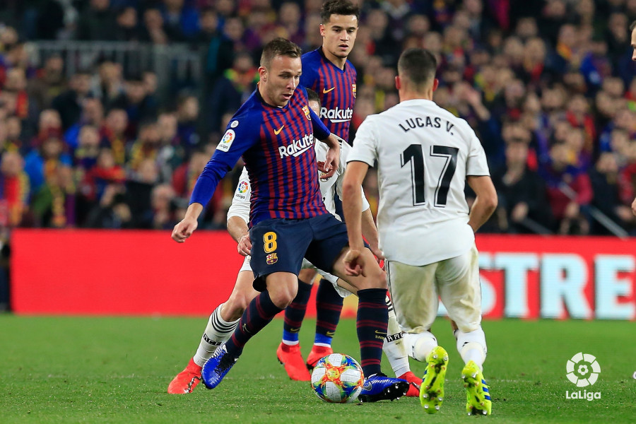 صور مباراة : برشلونة - ريال مدريد 1-1 ( 07-02-2019 )  W_900x700_06221635img_10319