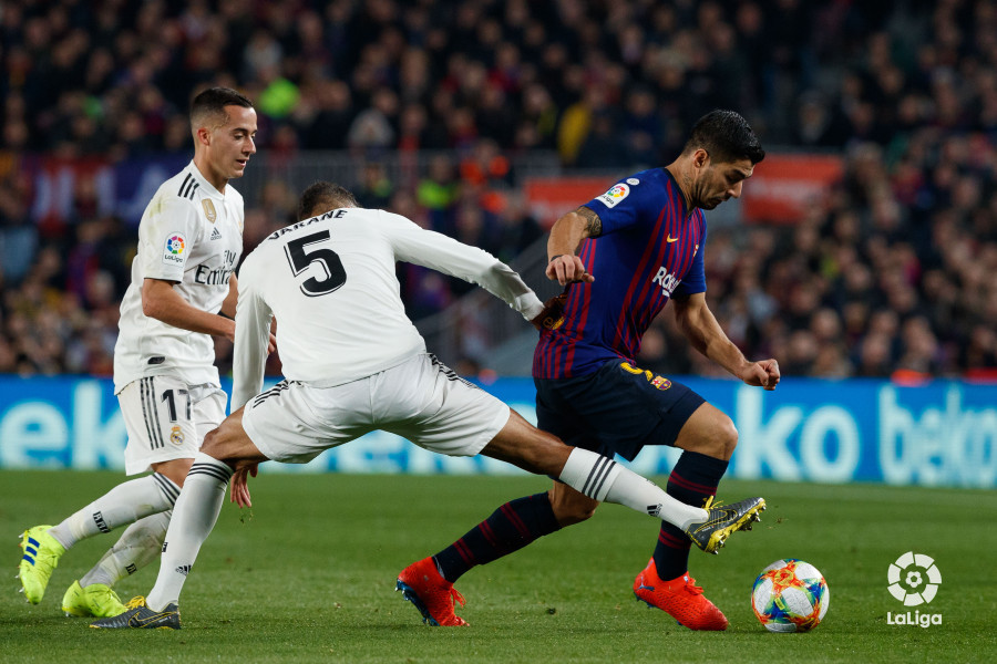 صور مباراة : برشلونة - ريال مدريد 1-1 ( 07-02-2019 )  W_900x700_06224727_rz_0799