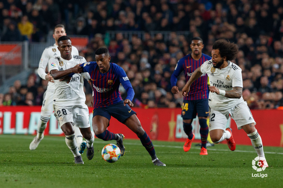 صور مباراة : برشلونة - ريال مدريد 1-1 ( 07-02-2019 )  W_900x700_06224747_rz_1105
