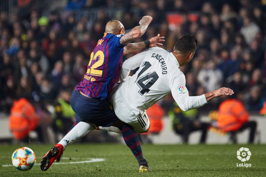 صور مباراة : برشلونة - ريال مدريد 1-1 ( 07-02-2019 )  W_900x700_06230636bar-rmadridsemofinalcopaida2098