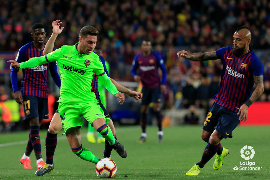 صور مباراة : برشلونة - ليفانتي 1-0 ( 27-04-2019 )  W_900x700_27211626img_3801