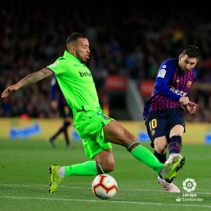 صور مباراة : برشلونة - ليفانتي 1-0 ( 27-04-2019 )  W_900x700_27215507img_3922