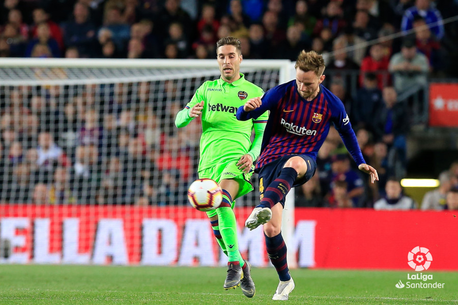 صور مباراة : برشلونة - ليفانتي 1-0 ( 27-04-2019 )  W_900x700_27221920img_4067