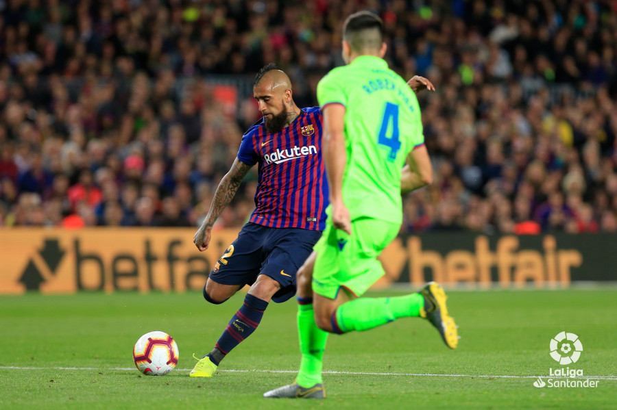صور مباراة : برشلونة - ليفانتي 1-0 ( 27-04-2019 )  W_900x700_27221925img_4118